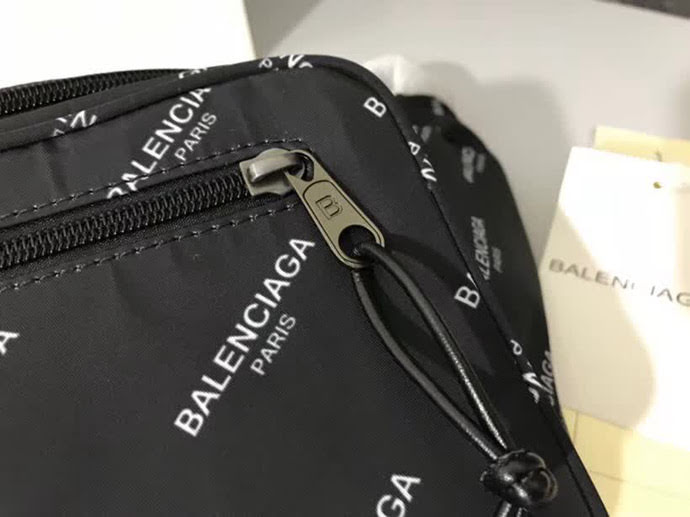 BALENCIAG巴黎世家 頂級原版品質 進口南韓布 胸包 腰包 男女同款 482399  BL1318